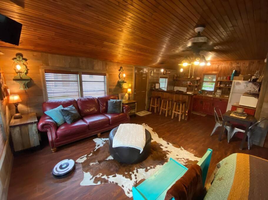 8Th St. Cowboy Haus I Biker Friendly I River بانديرا المظهر الخارجي الصورة