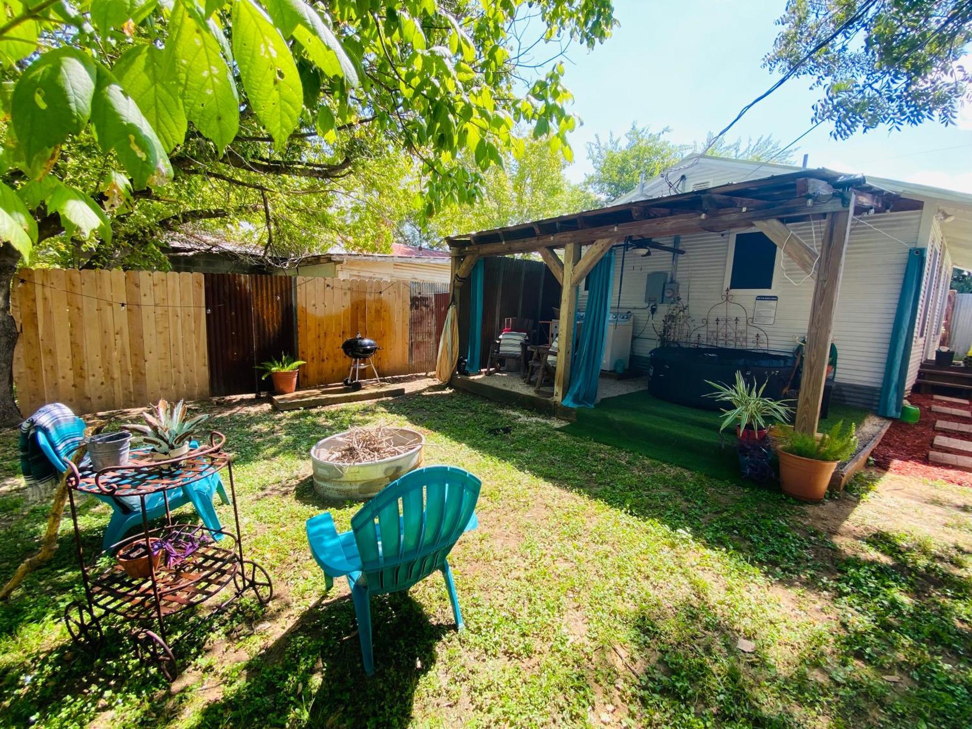 8Th St. Cowboy Haus I Biker Friendly I River بانديرا المظهر الخارجي الصورة