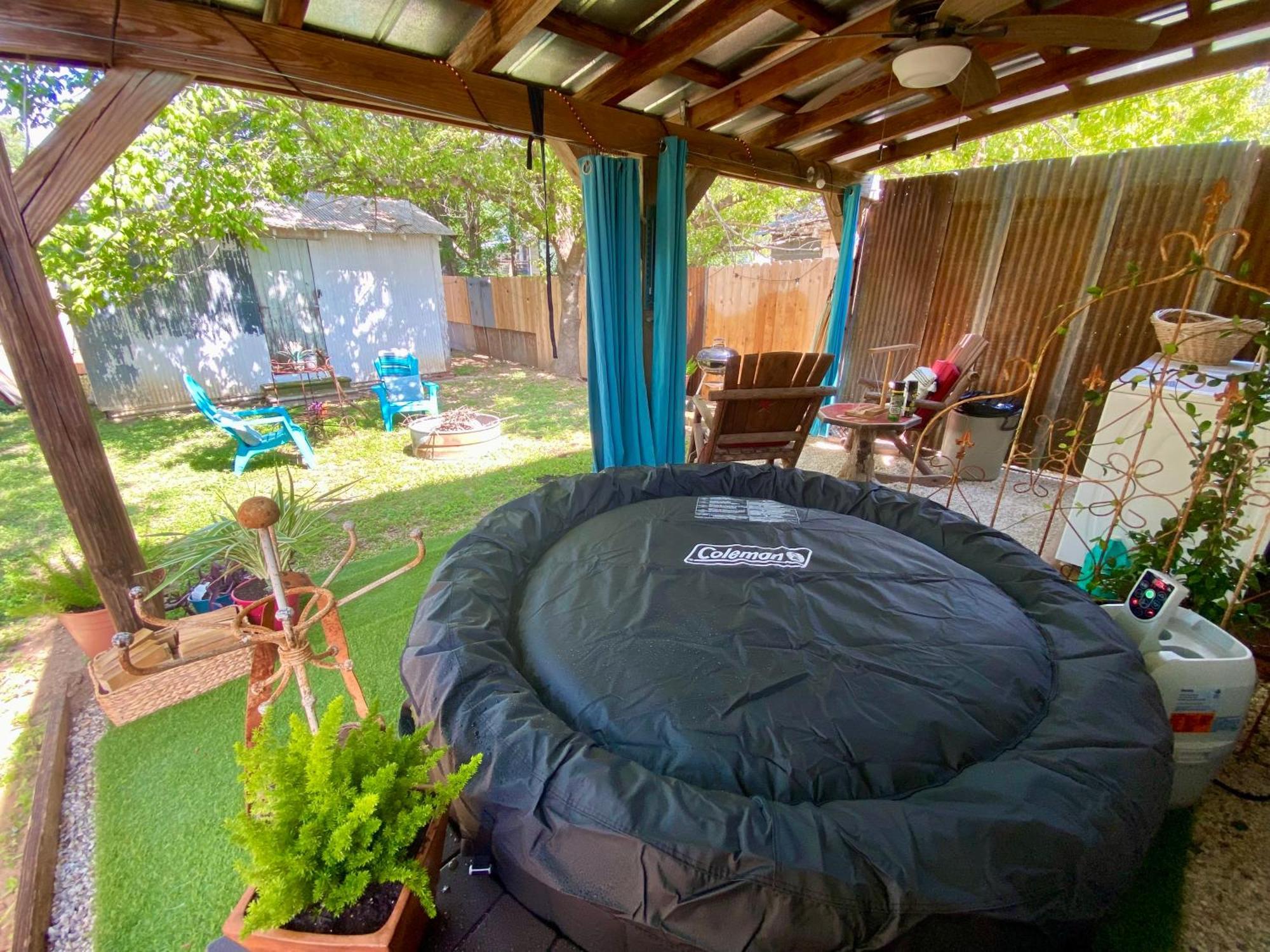 8Th St. Cowboy Haus I Biker Friendly I River بانديرا المظهر الخارجي الصورة