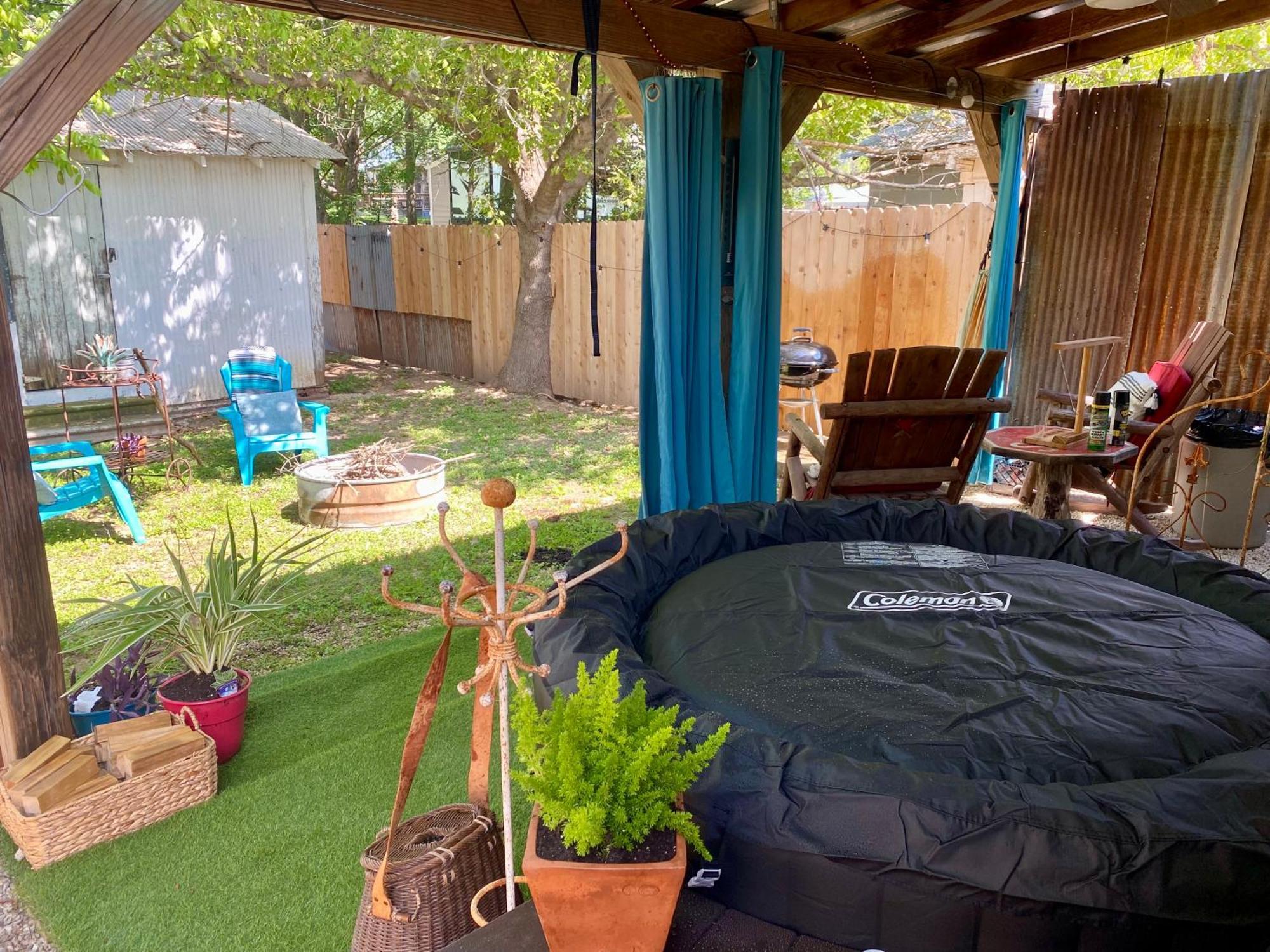 8Th St. Cowboy Haus I Biker Friendly I River بانديرا المظهر الخارجي الصورة